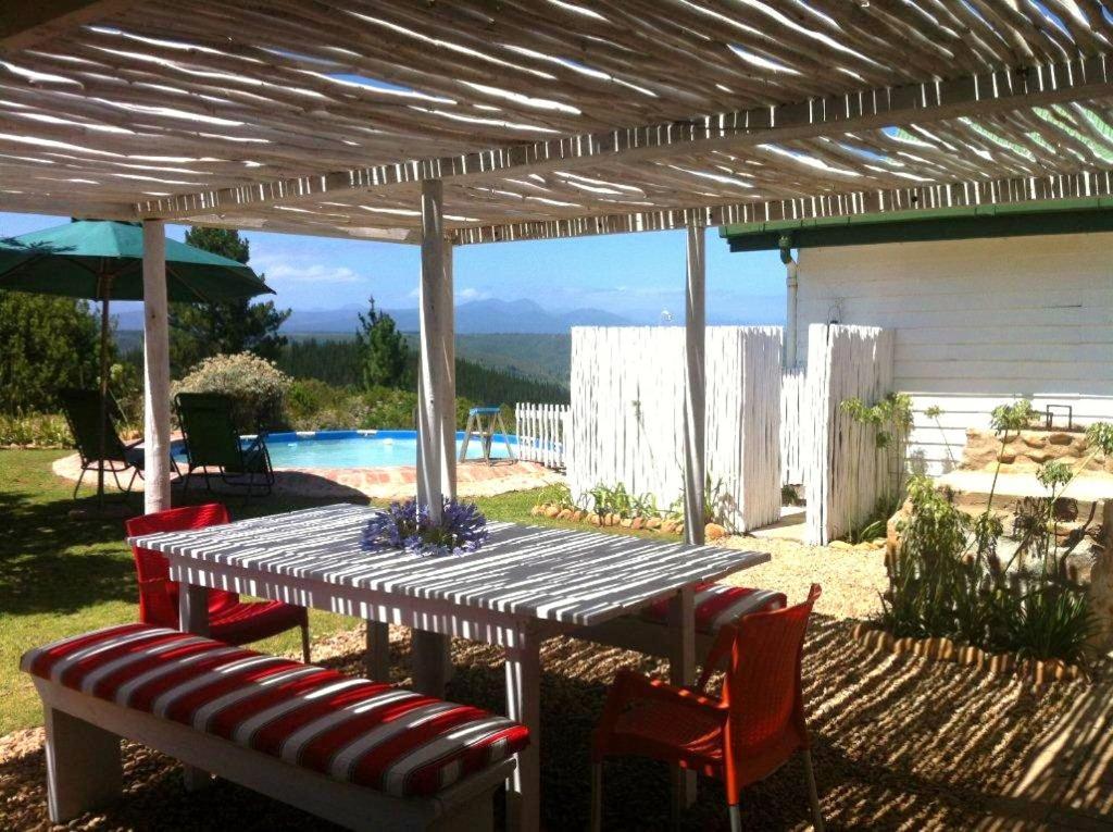Protea Wilds Retreat Hotel Harkerville Exterior foto